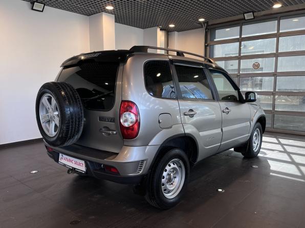 Chevrolet Niva I Рестайлинг с пробегом 2015 года, цена 475 000 рублей, 200673 км, внедорожник, Автокод Объявления