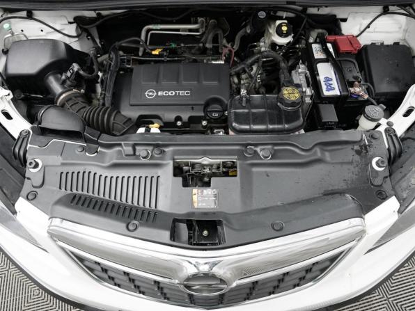 Opel Mokka I с пробегом 2014 года, цена 1 099 000 рублей, 129017 км, внедорожник, Автокод Объявления