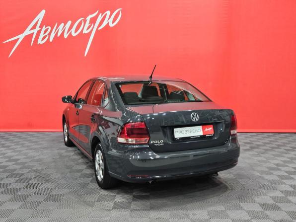 Volkswagen Polo V Рестайлинг с пробегом 2015 года, цена 995 000 рублей, 118168 км, седан, Автокод Объявления
