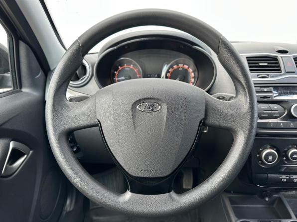 Lada (ВАЗ) Granta I Рестайлинг с пробегом 2025 года, цена 1 040 000 рублей, 2180 км, седан, Автокод Объявления