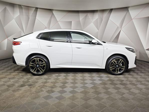 BMW X2 II (U10) с пробегом 2024 года, цена 5 600 000 рублей, 22981 км, внедорожник, Автокод Объявления