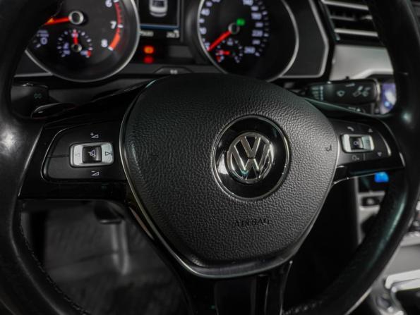 Volkswagen Passat B8 с пробегом 2016 года, цена 1 799 000 рублей, 175680 км, седан, Автокод Объявления