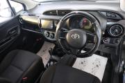 Toyota Vitz III (XP130) Рестайлинг 2 Омск  - изображение 29