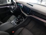 Volkswagen Touareg III Рестайлинг Москва  - изображение 55