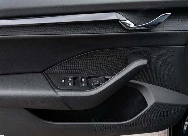 Skoda Octavia IV (A8) с пробегом 2021 года, цена 2 171 000 рублей, 130205 км, лифтбек, Автокод Объявления