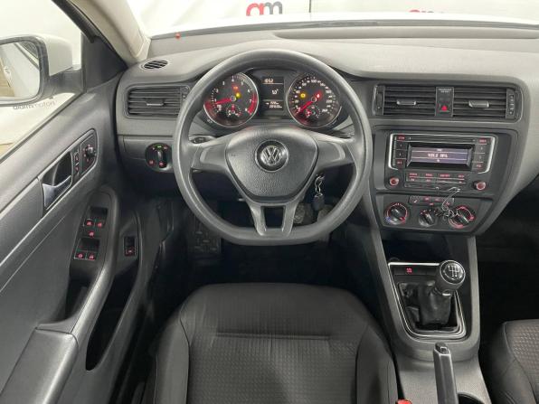 Volkswagen Jetta VI Рестайлинг с пробегом 2015 года, цена 619 000 рублей, 204000 км, седан, Автокод Объявления