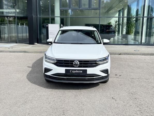 Volkswagen Tiguan II Рестайлинг с пробегом 2021 года, цена 3 220 000 рублей, 33390 км, внедорожник, Автокод Объявления