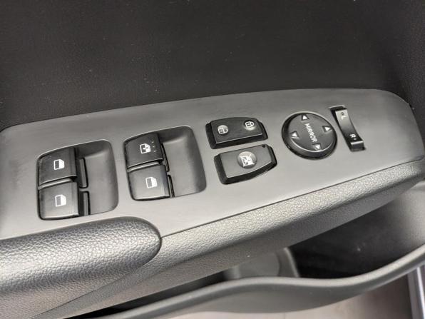 Hyundai Solaris II Рестайлинг с пробегом 2021 года, цена 1 550 000 рублей, 83226 км, седан, Автокод Объявления