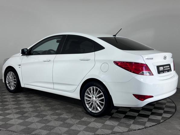 Hyundai Solaris I Рестайлинг с пробегом 2015 года, цена 1 127 000 рублей, 128221 км, седан, Автокод Объявления