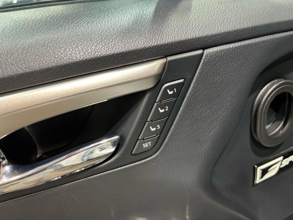 Lexus RX IV Рестайлинг с пробегом 2020 года, цена 5 249 000 рублей, 127735 км, внедорожник, Автокод Объявления