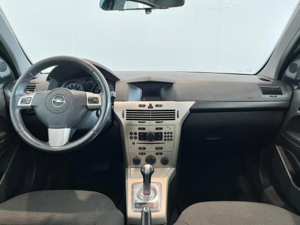Opel Astra H Рестайлинг с пробегом 2007 года, цена 550 000 рублей, 228800 км, хэтчбек, Автокод Объявления
