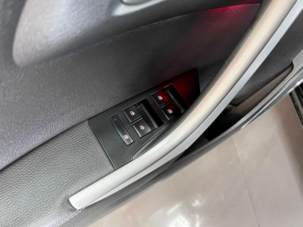 Opel Astra J с пробегом 2011 года, цена 695 000 рублей, 240000 км, хэтчбек, Автокод Объявления