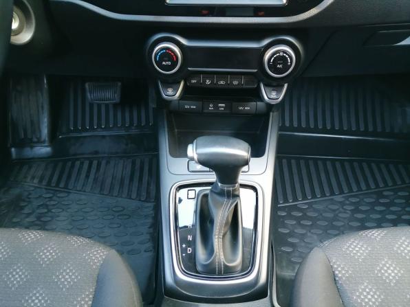 Kia Rio IV с пробегом 2018 года, цена 1 740 000 рублей, 27744 км, хэтчбек, Автокод Объявления