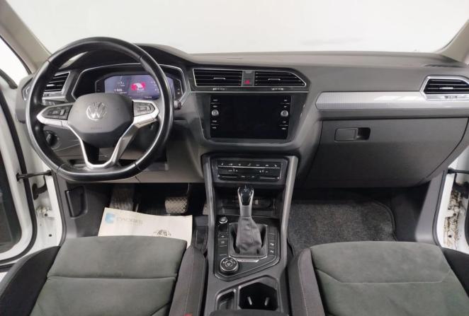 Volkswagen Tiguan II Рестайлинг с пробегом 2021 года, цена 3 267 000 рублей, 110503 км, внедорожник, Автокод Объявления
