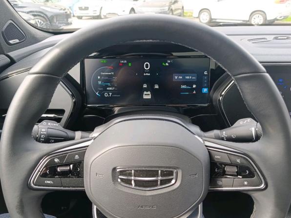 Geely Monjaro I с пробегом 2024 года, цена 3 299 000 рублей, 40817 км, внедорожник, Автокод Объявления