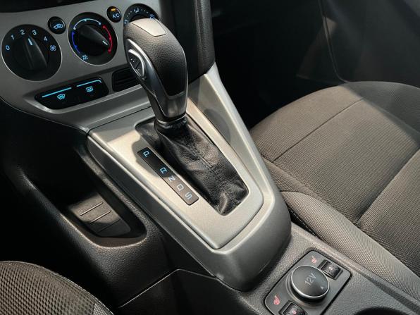 Ford Focus III с пробегом 2013 года, цена 820 000 рублей, 136464 км, хэтчбек, Автокод Объявления