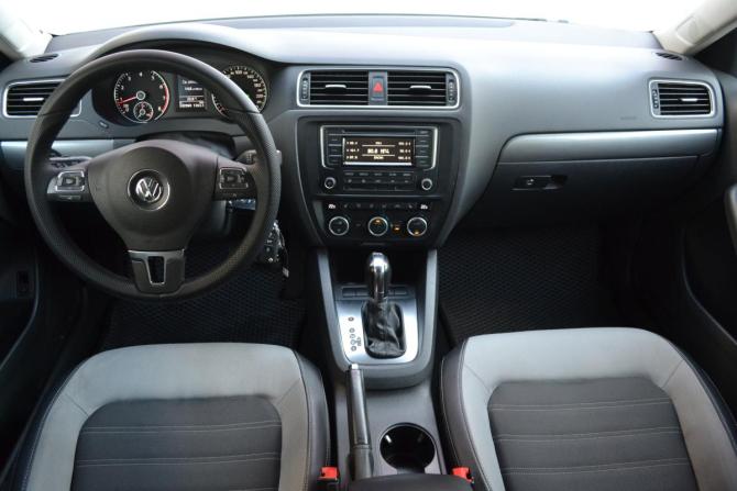 Volkswagen Jetta VI с пробегом 2014 года, цена 1 150 000 рублей, 242950 км, седан, Автокод Объявления