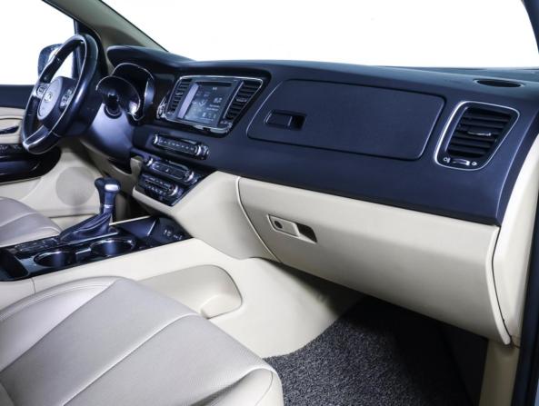 Kia Carnival III с пробегом 2018 года, цена 2 790 000 рублей, 117548 км, минивэн, Автокод Объявления