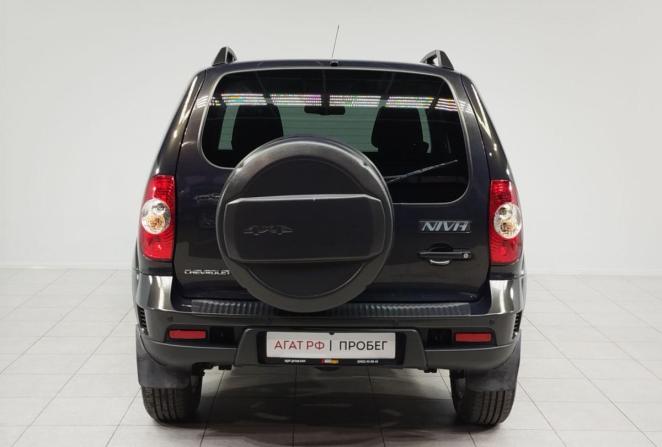 Chevrolet Niva I Рестайлинг с пробегом 2017 года, цена 780 000 рублей, 98092 км, внедорожник, Автокод Объявления