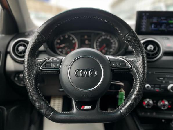 Audi A1 I (8X) с пробегом 2012 года, цена 1 080 000 рублей, 148500 км, хэтчбек, Автокод Объявления
