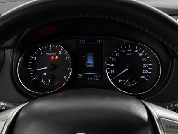 Nissan Qashqai II с пробегом 2017 года, цена 1 415 000 рублей, 175000 км, внедорожник, Автокод Объявления