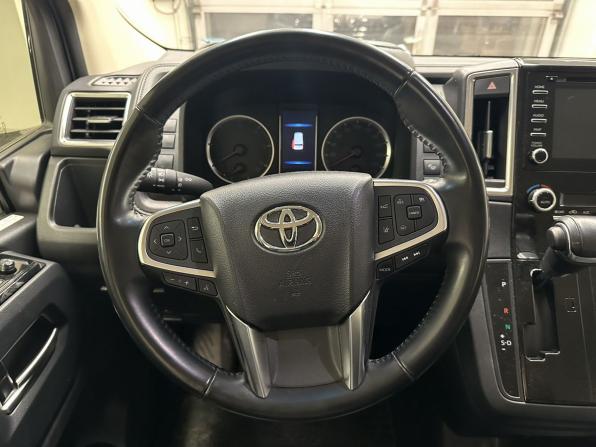 Toyota HiAce H300 с пробегом 2021 года, цена 4 840 000 рублей, 85074 км, минивэн, Автокод Объявления