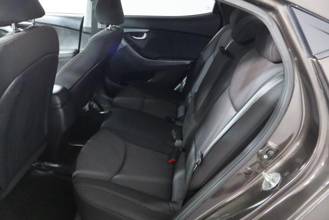 Hyundai Elantra V (MD) Рестайлинг с пробегом 2015 года, цена 1 049 000 рублей, 192000 км, седан, Автокод Объявления