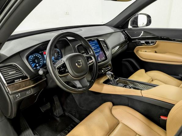Volvo XC90 II с пробегом 2017 года, цена 3 550 000 рублей, 157203 км, внедорожник, Автокод Объявления
