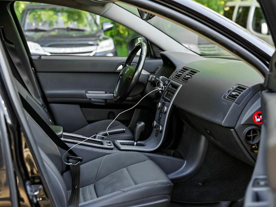Volvo S40 II Рестайлинг Санкт-Петербург  - изображение 11