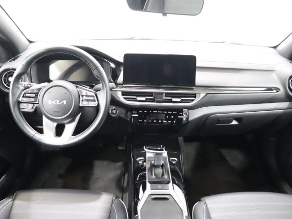 Kia K3 II (China Market) Рестайлинг с пробегом 2023 года, цена 2 150 000 рублей, 28186 км, седан, Автокод Объявления