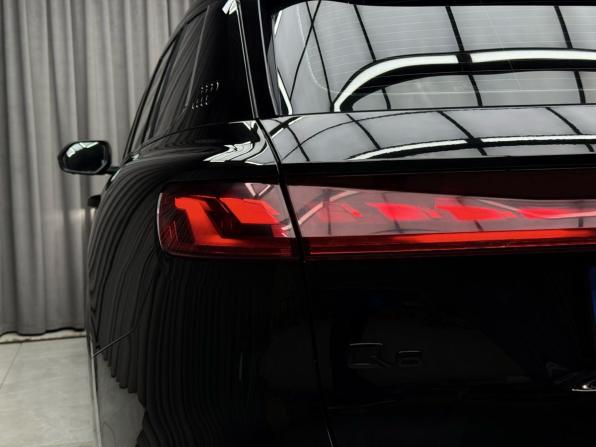 Audi Q6 с пробегом 2023 года, цена 7 099 000 рублей, 38000 км, внедорожник, Автокод Объявления