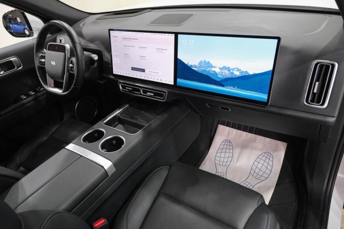 Li Auto (Lixiang) L7 I с пробегом 2023 года, цена 5 929 000 рублей, 39000 км, внедорожник, Автокод Объявления
