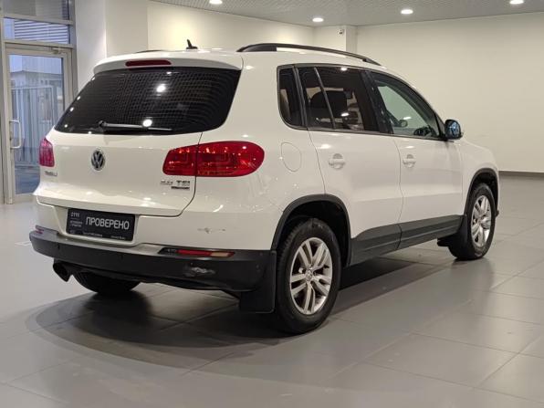 Volkswagen Tiguan I с пробегом 2011 года, цена 1 090 000 рублей, 263088 км, внедорожник, Автокод Объявления