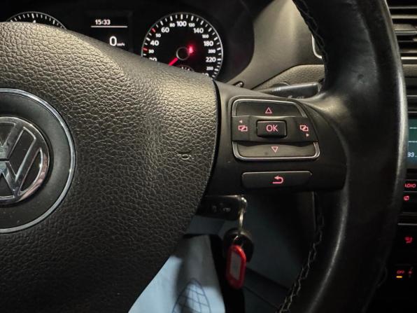 Volkswagen Jetta VI с пробегом 2013 года, цена 719 000 рублей, 220476 км, седан, Автокод Объявления