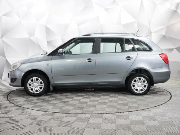 Skoda Fabia II Рестайлинг с пробегом 2012 года, цена 479 000 рублей, 220000 км, универсал, Автокод Объявления