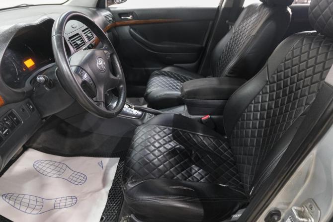 Toyota Avensis II Рестайлинг с пробегом 2006 года, цена 849 000 рублей, 316000 км, седан, Автокод Объявления