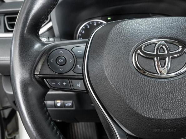 Toyota RAV4 V (XA50) с пробегом 2020 года, цена 4 028 000 рублей, 61649 км, внедорожник, Автокод Объявления