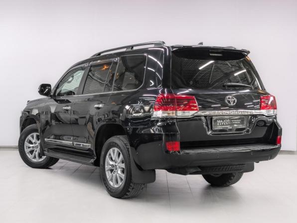 Toyota Land Cruiser 200 Series Рестайлинг 2 с пробегом 2016 года, цена 5 800 000 рублей, 153155 км, внедорожник, Автокод Объявления