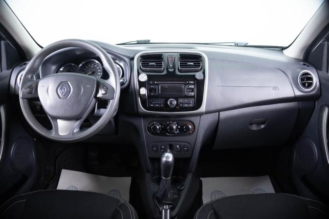 Renault Logan II с пробегом 2016 года, цена 649 000 рублей, 230265 км, седан, Автокод Объявления