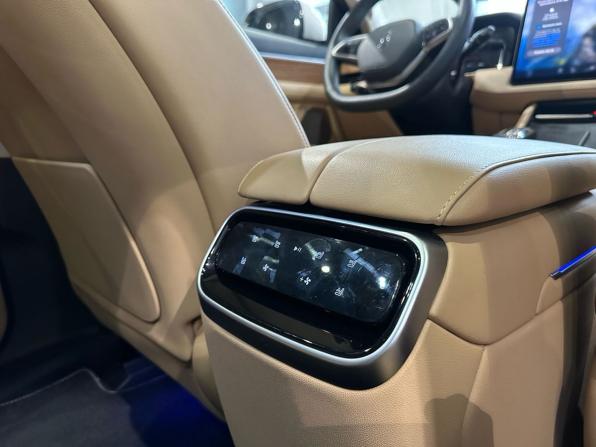 Aito M7 I с пробегом 2023 года, цена 4 390 000 рублей, 6823 км, внедорожник, Автокод Объявления