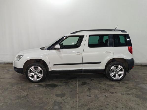 Skoda Yeti I с пробегом 2013 года, цена 725 000 рублей, 355000 км, внедорожник, Автокод Объявления