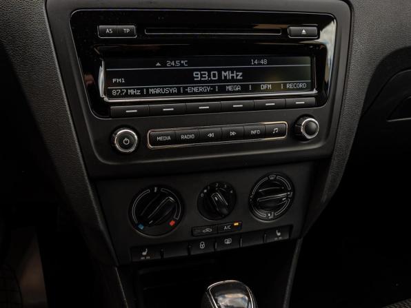 Skoda Rapid I с пробегом 2014 года, цена 1 170 000 рублей, 149323 км, лифтбек, Автокод Объявления