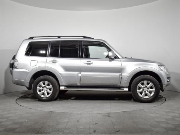 Mitsubishi Pajero IV Рестайлинг 2 с пробегом 2014 года, цена 2 450 000 рублей, 114501 км, внедорожник, Автокод Объявления