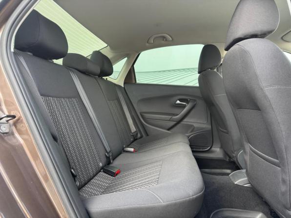 Volkswagen Polo V Рестайлинг с пробегом 2015 года, цена 1 170 000 рублей, 109347 км, седан, Автокод Объявления