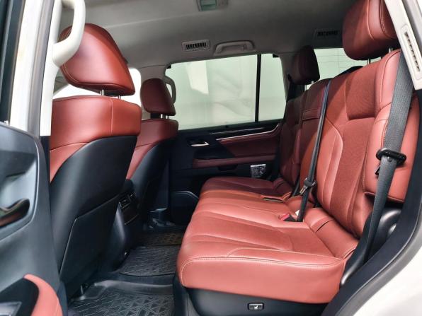 Lexus LX III Рестайлинг 2 с пробегом 2016 года, цена 6 500 000 рублей, 100762 км, внедорожник, Автокод Объявления