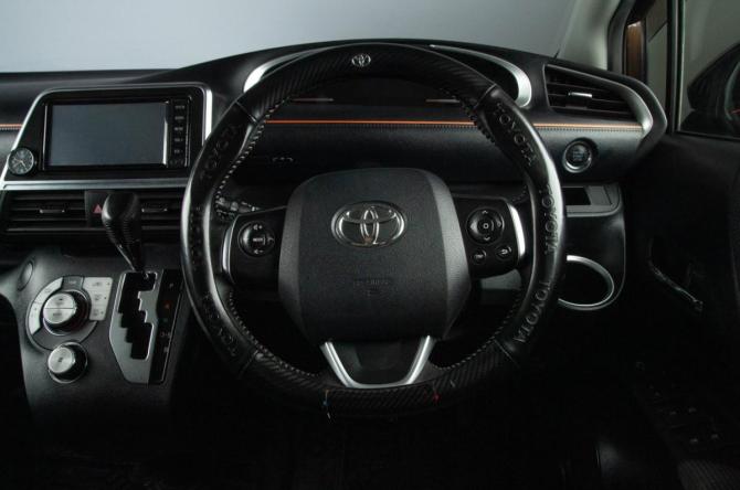 Toyota Sienta I Рестайлинг 2 с пробегом 2021 года, цена 1 539 000 рублей, 98540 км, компактвэн, Автокод Объявления
