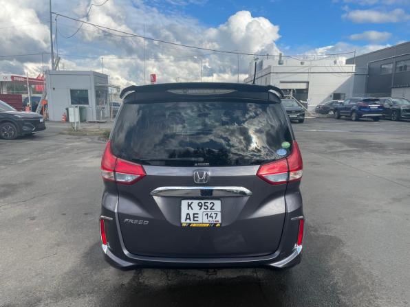 Honda Freed II с пробегом 2018 года, цена 1 689 000 рублей, 63000 км, компактвэн, Автокод Объявления