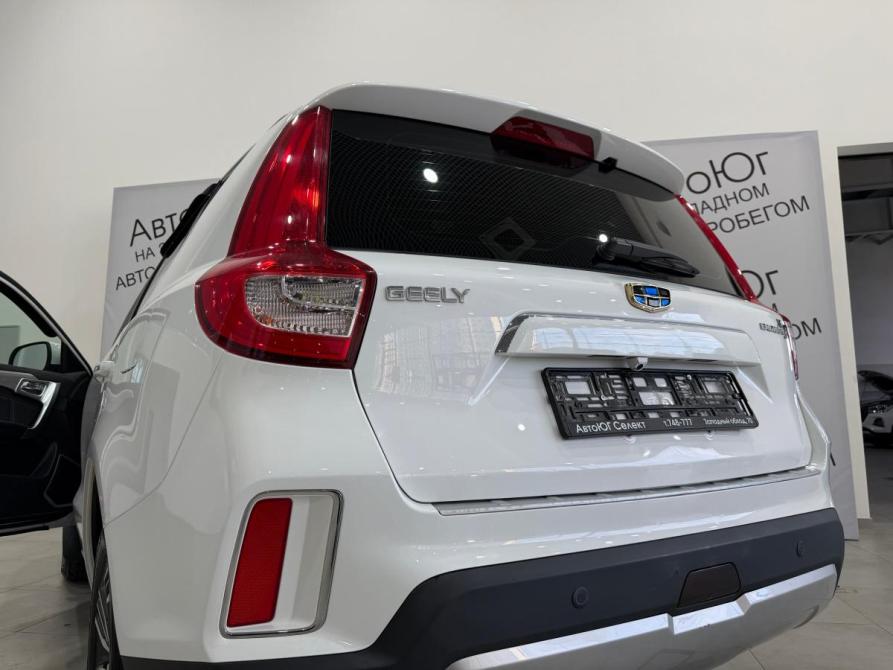 Geely Emgrand X7 I Рестайлинг 2 Ставрополь  - изображение 7