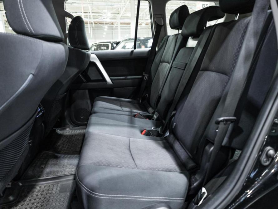 Toyota Land Cruiser Prado 150 Series Рестайлинг 3 Санкт-Петербург  - изображение 16