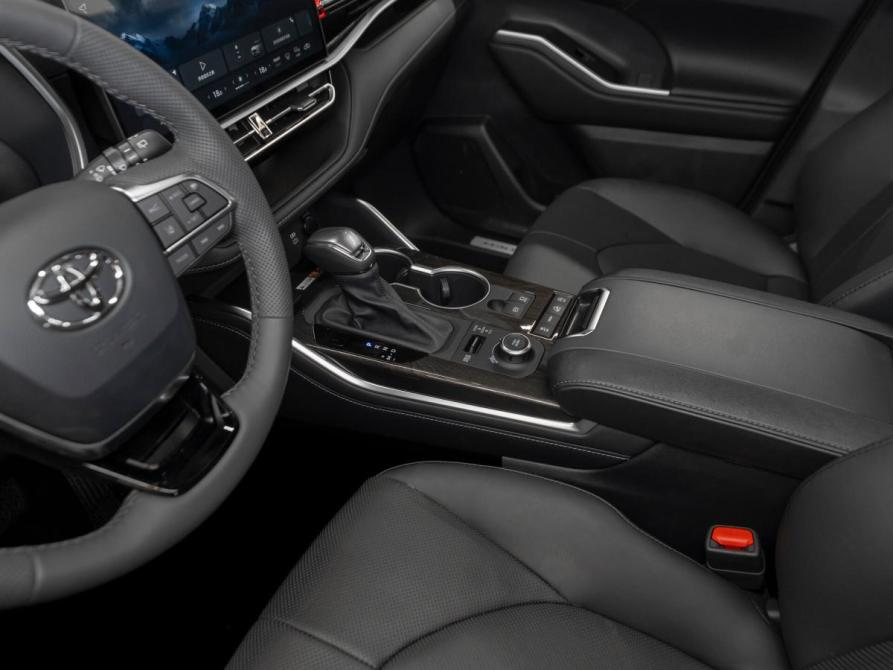 Toyota Highlander IV (XU70) Москва  - изображение 16